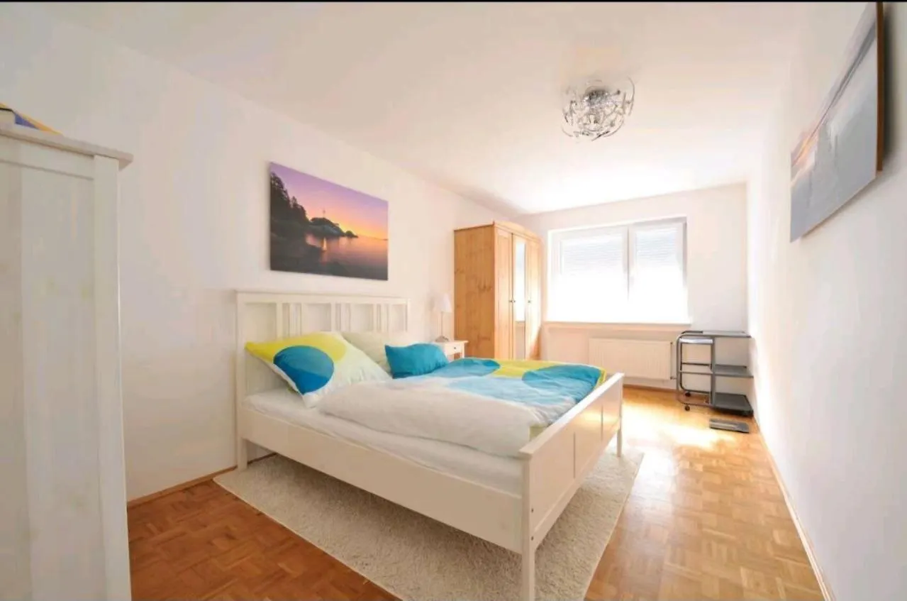 Quarto em Acomodações Particulares Zimmer Muenchen Apartamento